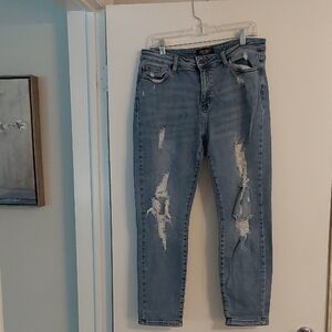 Judy Blue Light Blue Distressed Boyfriend Jeans